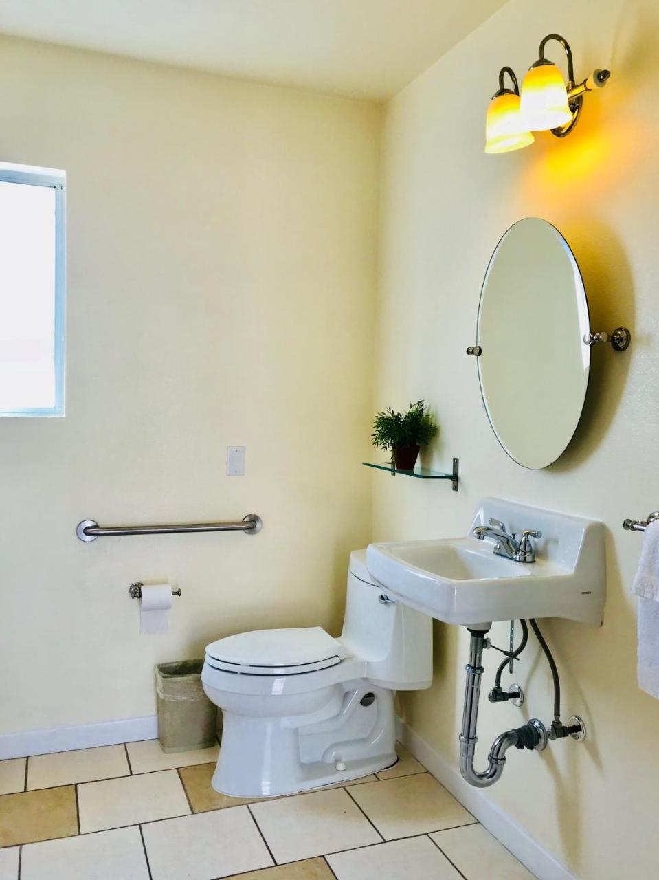 קמארילו Bella Capri Inn And Suites מראה חיצוני תמונה